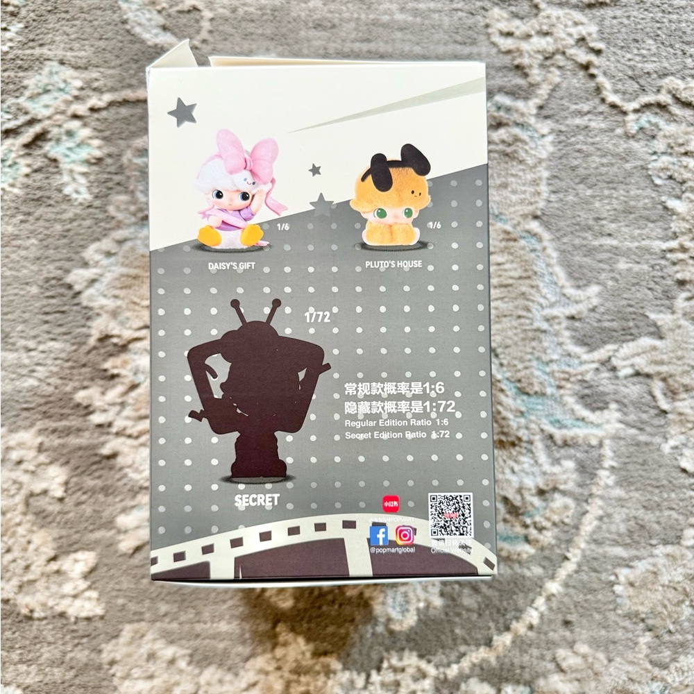 POP MART DIMOO WORLD x DISNEY Series Vinyl Plush Keychain - Pluto’s House - Picture 3 of 6